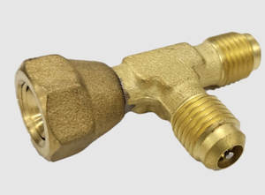 טי נוקר עם ונטיל 1/4" 