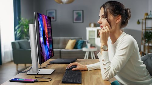 מסך מחשב 27' Dell UltraSharp U2724DE
