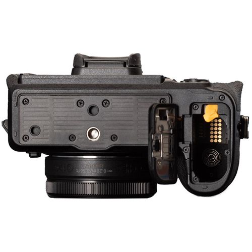 מצלמה Nikon Z6III Body רשמי