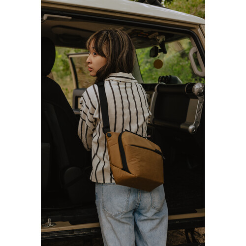 תיק צילום Peak Design Everyday Sling v2 (צהוב חרדל, 6 ליטר)