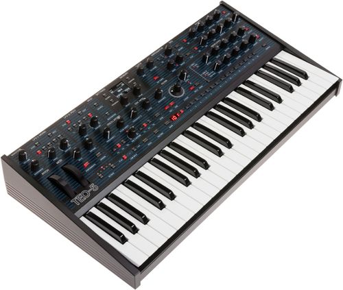 זוית נוספת TEO-5 Synthesizer