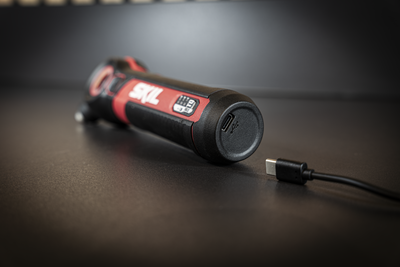 מברגון נטען עם USB-C עם סט ביטים באריזה קשיחה 