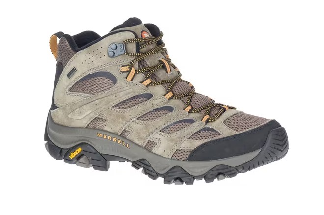 נעלי טיולים לגבר MOAB 3 MID GTX חום אגוז - Merrell