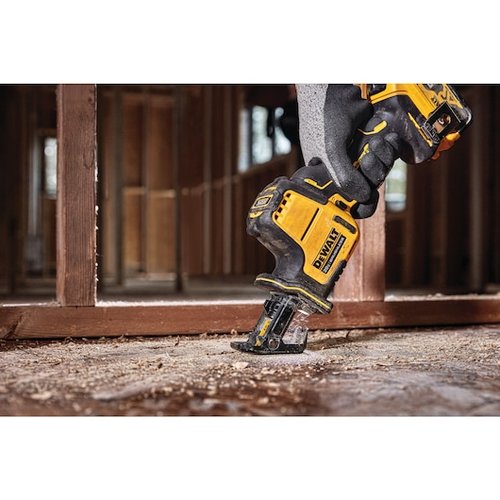 מסור חרב חד-ידי DEWALT ATOMIC 20V נטען קומפקטי, 2,800 תנועות לדקה, משקל 1.42 ק