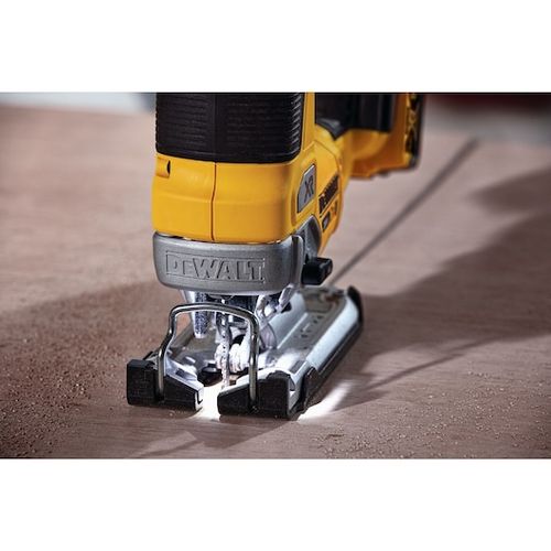 מסור אנכי DEWALT 20V XR נטען עם מנוע ללא פחמים, 4 מצבי פעולה אורביטלית ומערכת החלפת להבים מהירה