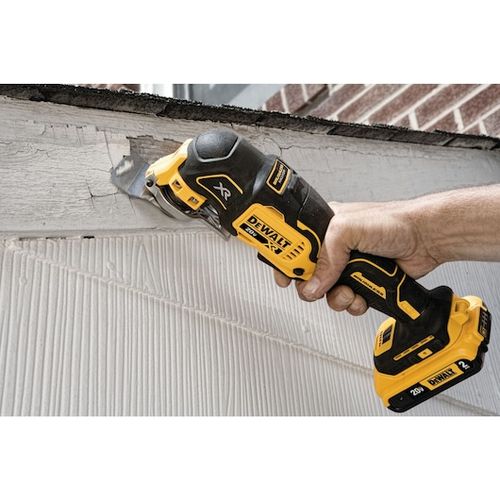 מולטיטול נטען DEWALT DCS356 20V עם מנוע ללא פחמים, 3 מהירויות ומערכת Quick-Change להחלפת אביזרים מהירה