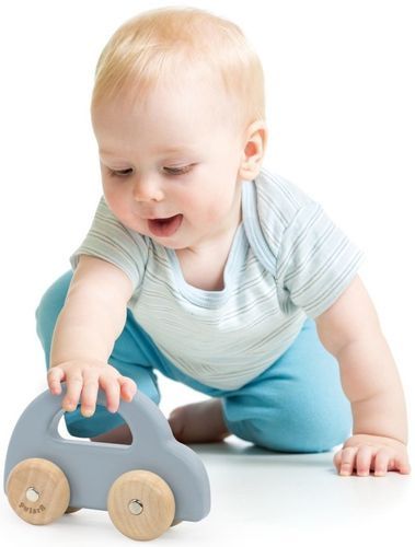 מכונית עם גלגלים מסתובבים מעץ מלא - ורוד  