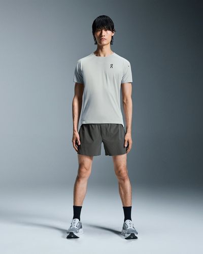 On 5 Lightweight Shorts 2 M Eclipse | Black מכנסי