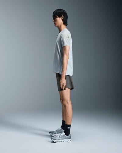 On 5 Lightweight Shorts 2 M Eclipse | Black מכנסי