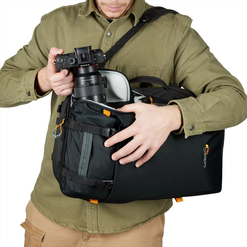 תיק גב שחור למצלמה Lowepro Trekker Lite BP 250