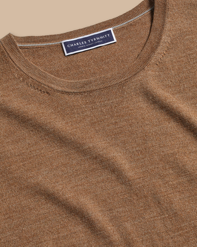 סוודר צמר מרינו-  Merino Crew Neck Jumper - Sand