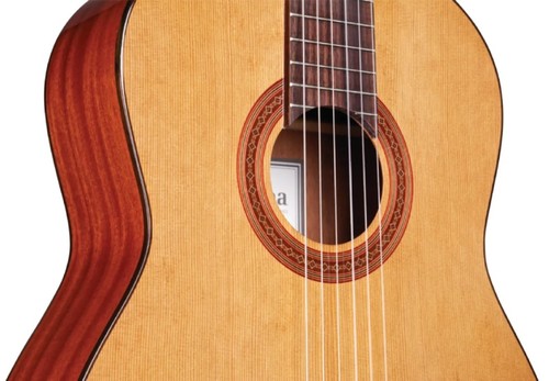 זווית נוספת Cordoba C5-CD Classical Guitar