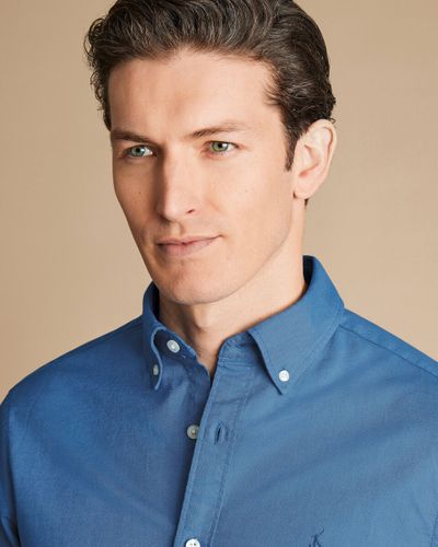 חולצה כחולה גזרת אקסטרה סלים -  Ocean blue button-down stretch washed Oxford extra slim fit shirt