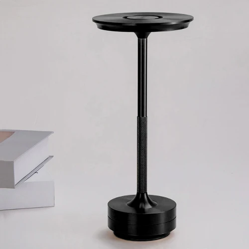 מנורת שולחן טאץ' מעוצבת עם 3 מצבי תאורה Metal