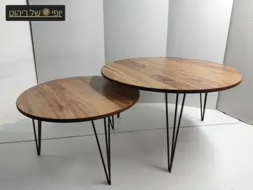 סט שולחנות סיכה במבחר צבעים