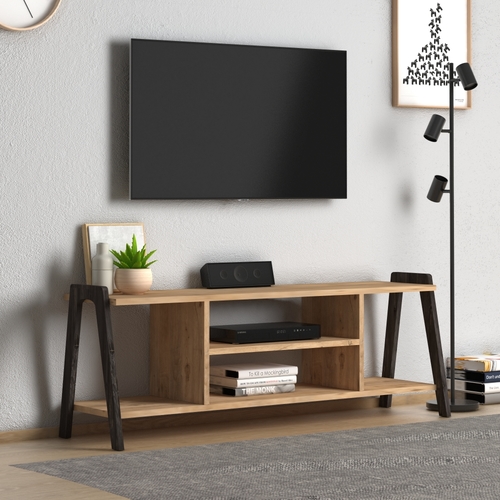 אורן אטלנטי בשילוב שחור