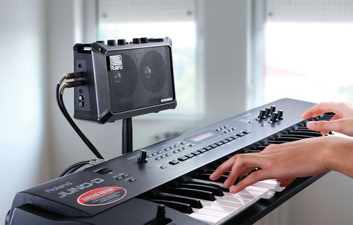 זוית נוספת Roland Mobile Cube