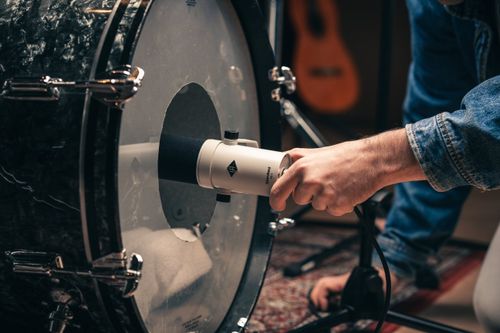 זוית נוספת Universal Audio SD-1 STANDARD DYNAMIC Microphone