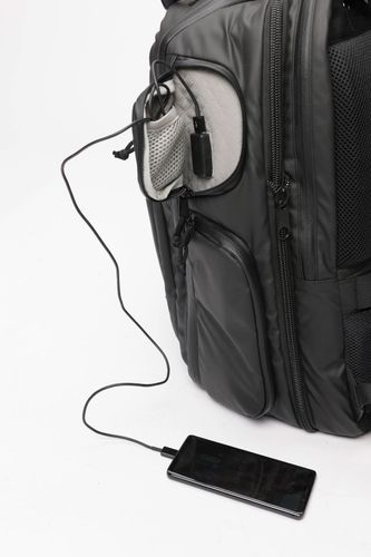 זוית נוספת Magma Solid Blaze Pack 120