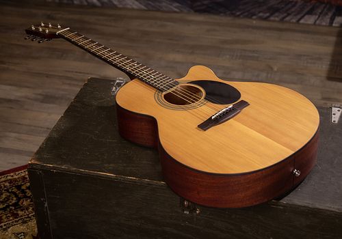 זוית נוספת Jasmine S-34C Classic guitar