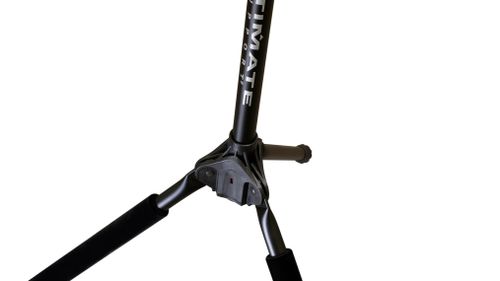 זוית נוספת ultimate support GS-1000 PRO+ Guitar Stand 