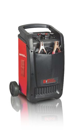 מטען מצברים בוסטר עמדה דיגיטלי 650