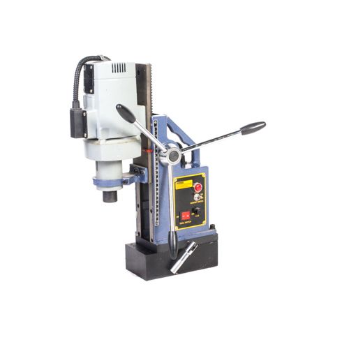 מקדחה מגנטית 220V J1C-50D + מתקן לנוזל קירור( חיבור לכוסות קידוח)