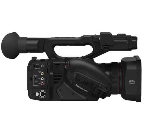 מצלמת וידאו מקצועי פנסוניק Panasonic HC-X1 4K Ultra HD Professional Camcorder