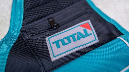 אפוד עם 12 תאים לכלי עבודה TOTAL