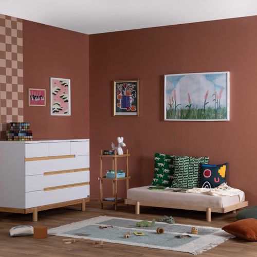 מיטת תינוק דגם רוז 4 ב 1 הופכת גם למיטת מעבר - אגוז