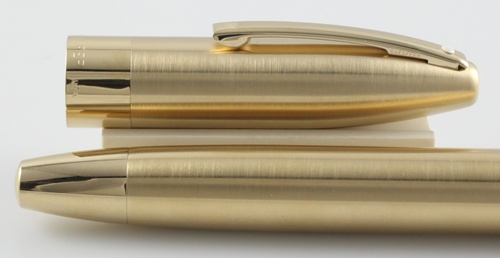 עט נובע יוקרתי, דגם LEGACY 2 BRUSH GOLD  
