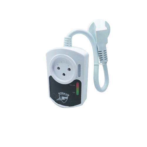 מתאם הגנה חכם עם כבל לשקע ישראלי STRIKER