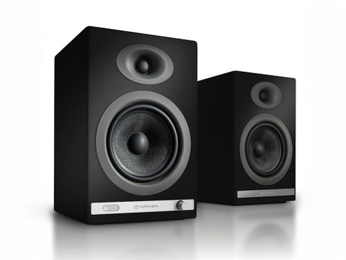 רמקולים מוגברים Audioengine HD5 בגימור עץ שחור