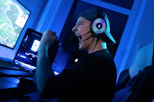 אוזניות גיימינג HARRIER 360 SURROUND SOUND USB GAMING HEADSET