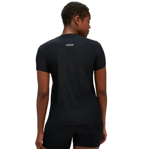 HOKA W AIROLITE RUN SHORT SLEEVE-חולצת ריצה נשים הוקה שחור