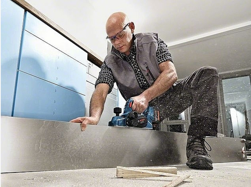 גוף מקצוע נטען בוש BOSCH GHO 12V-20