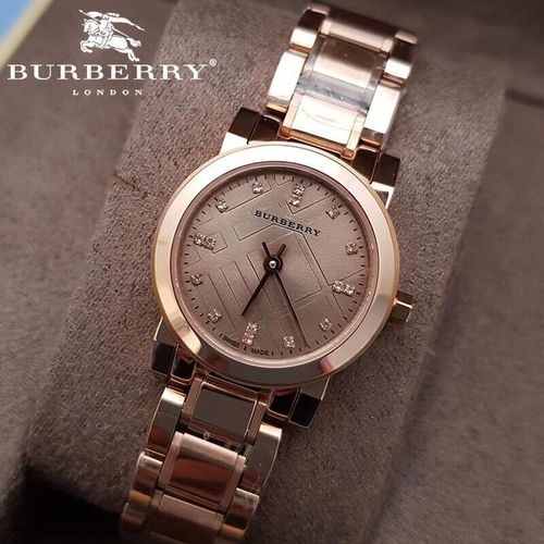 BURBERRY BU9215 נשים עדין מאוד מנגנון שווצרי