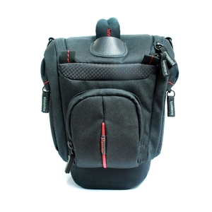 תיק אף בינוני למצלמות DSLR דגם Reporter CA623