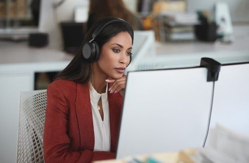 אוזניות אלחוטיות Jabra Evolve2 75​ Link380a MS Stereo StandBlack​