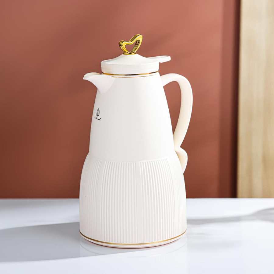 טרמוס פלסטיק איכותי לבן 1 ליטר - Y.C.030855