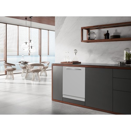 מדיח כלים אינטגרלי מלא רחב Miele G7060 SCVI