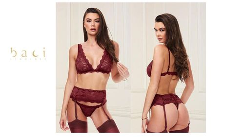 בגד תחרה פלרטטני 3 חלקים | Baci Lingerie