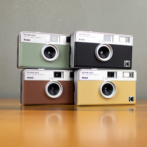 מצלמת פילם רב פעמית Kodak Ektar H35 Half Frame