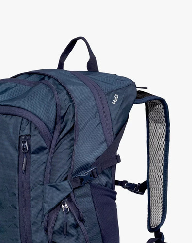 תיק גב +Douro 30 נייבי מבית Outdoor Revolution