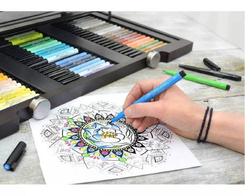 ערכת מפוארת של 90 טושי מכחול Pitt Artist Pens Brush במזוודת עץ