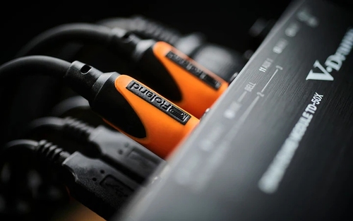 זוית נוספת Roland RMIDI-B15 Midi Cable