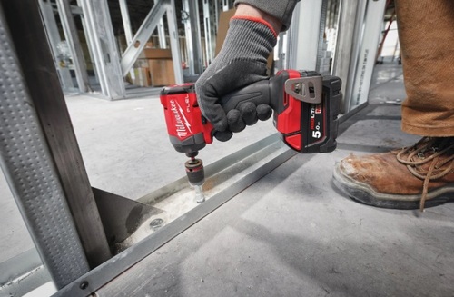 מברגת אימפקט Milwaukee M18 FID3 FUEL עם מומנט 226Nm, 4 מצבי עבודה ותאורת LED משולשת