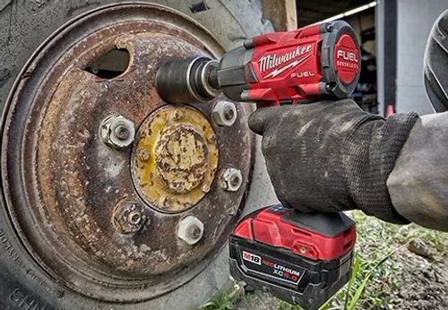 מפתח אימפקט Milwaukee M18 FUEL 