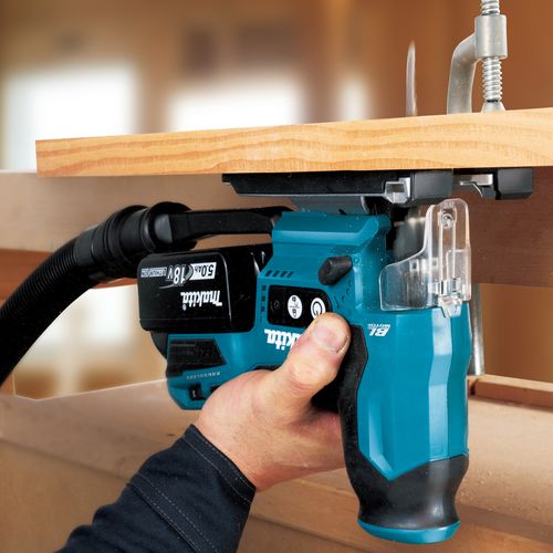 מסור אנכי נטען Makita DJV185 מקצועי עם מנוע brushless, 3 מצבי פנדל, מהירות משתנה ומערכת החלפת להב מהירה