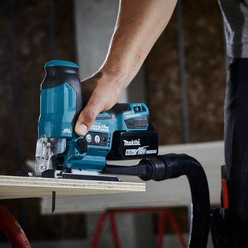 מסור אנכי נטען Makita DJV185 מקצועי עם מנוע brushless, 3 מצבי פנדל, מהירות משתנה ומערכת החלפת להב מהירה